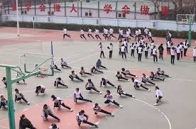 借助Un